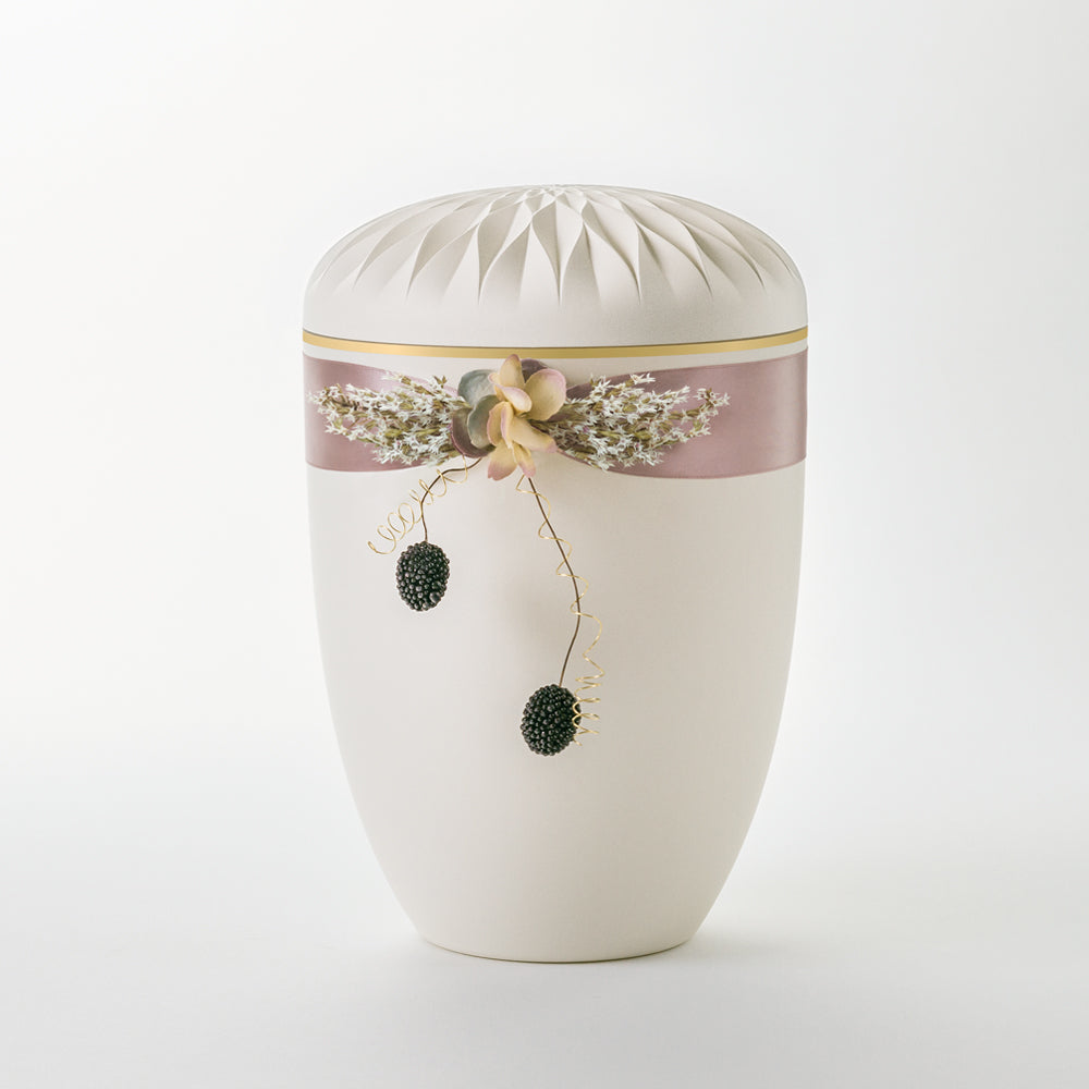 Reliefurne mit Dekor "Satinschmuck mit Beeren"