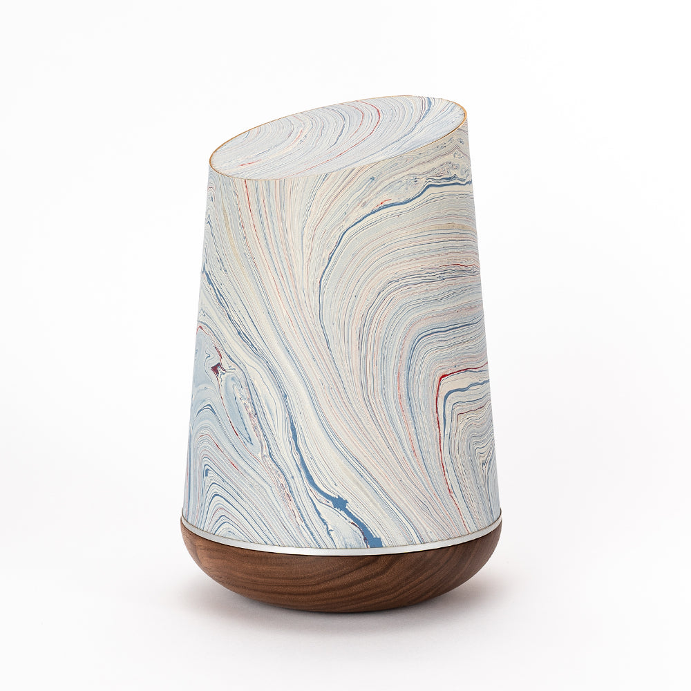 Marmoré-Holzurne "Gletscherblau-Silber"